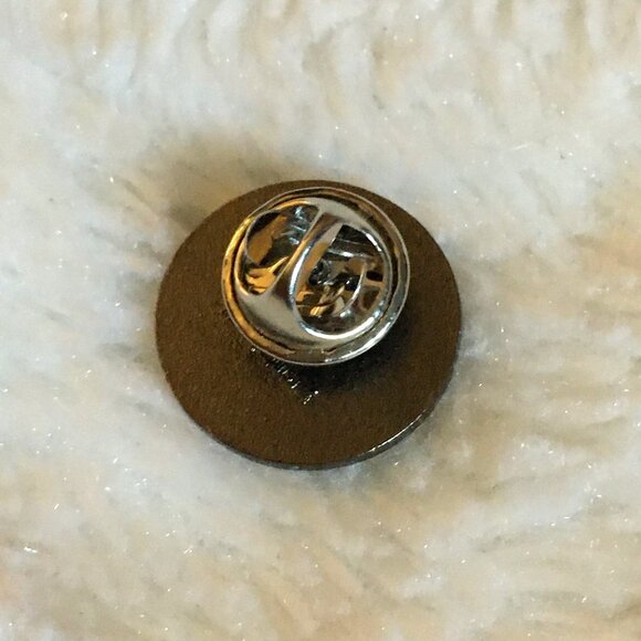 Official Homestuck Leo Astrology Lapel Pin - Picture 2 of 3